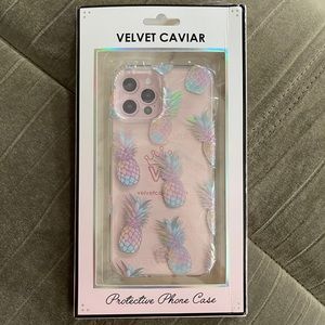 NEW!VELVET CAVIAR PINEAPPLE HOLO IPHONE 12PRO CASE
